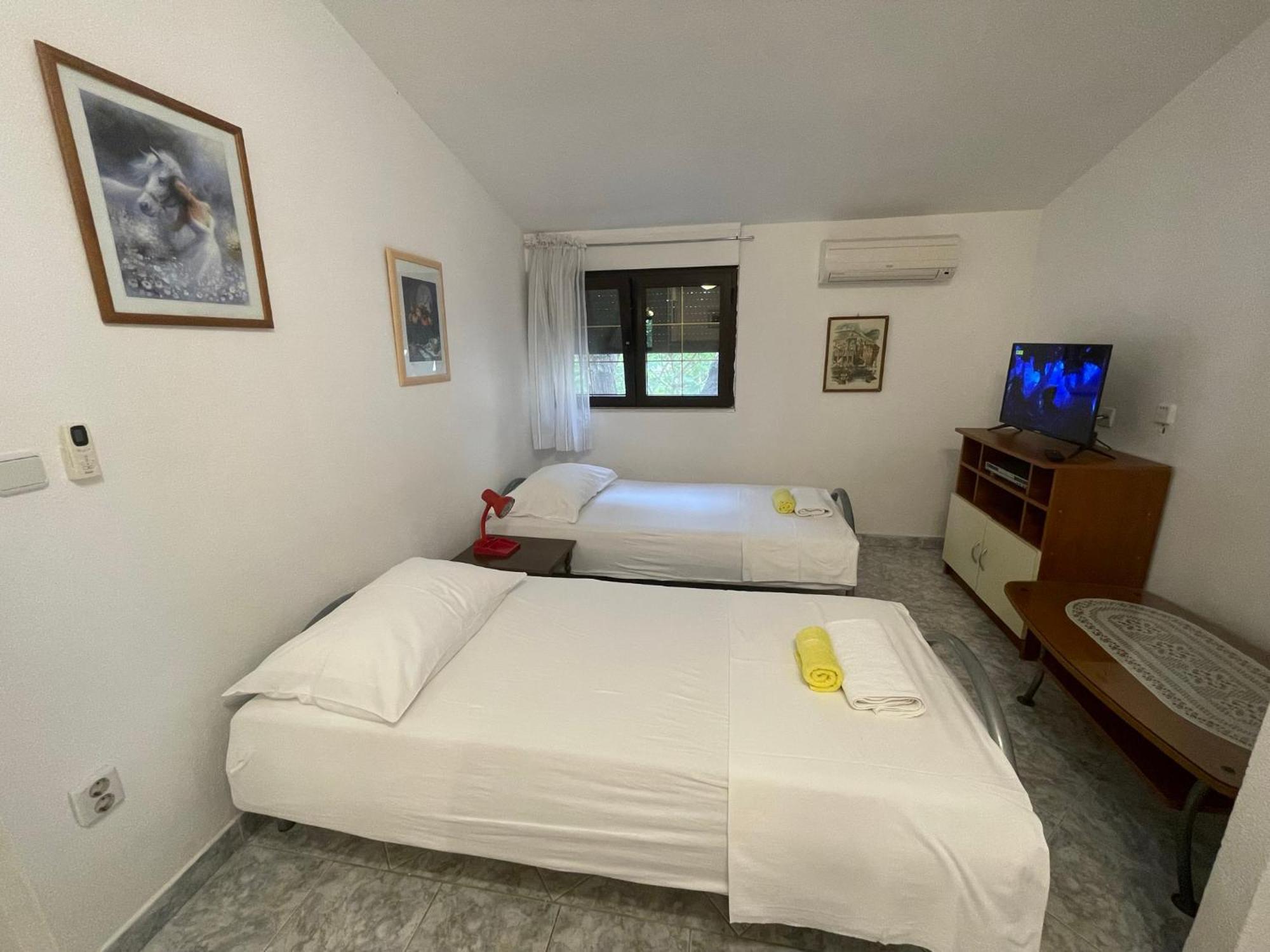 Apartment Jakasa Trogir Exterior foto