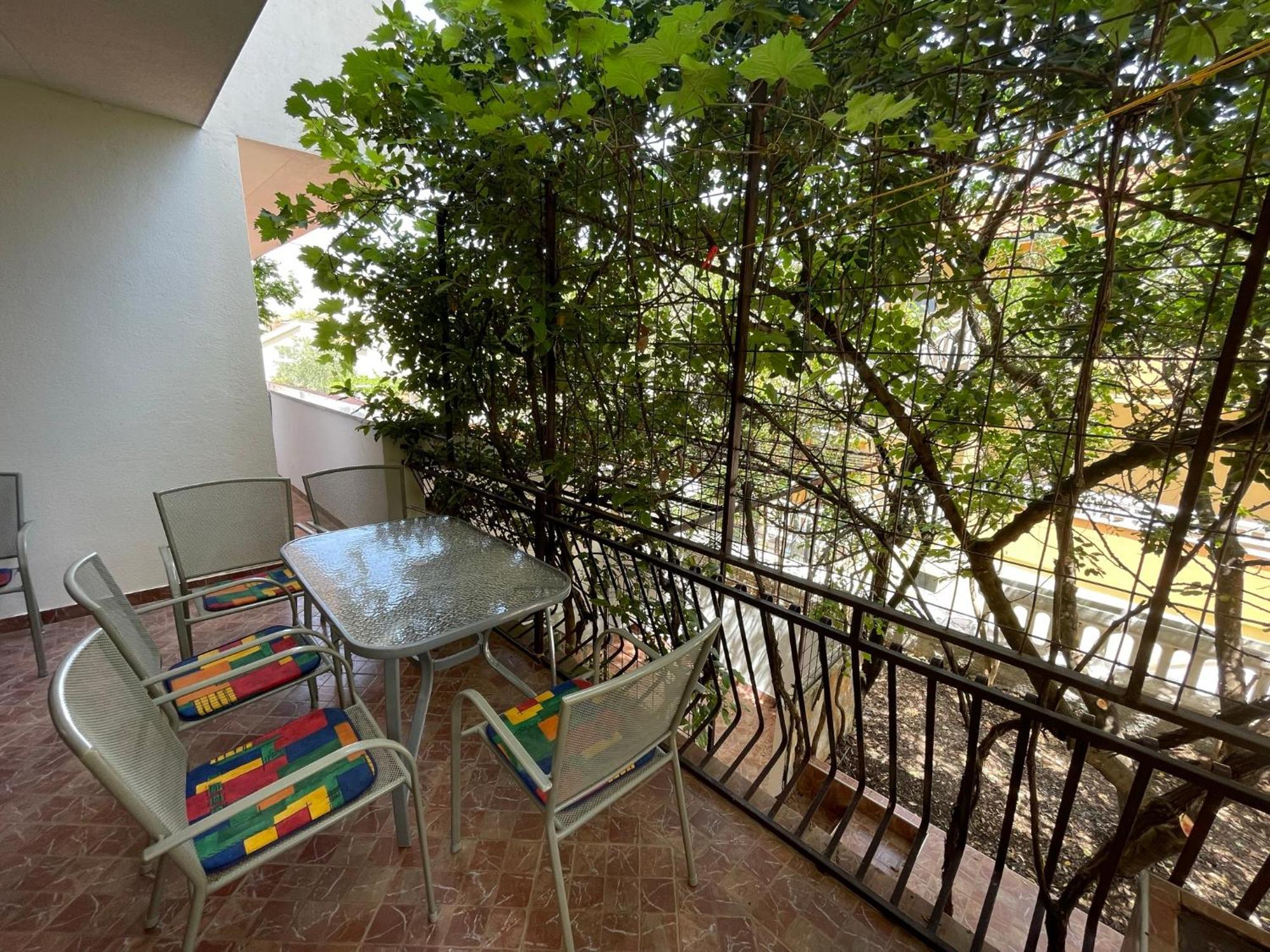 Apartment Jakasa Trogir Exterior foto